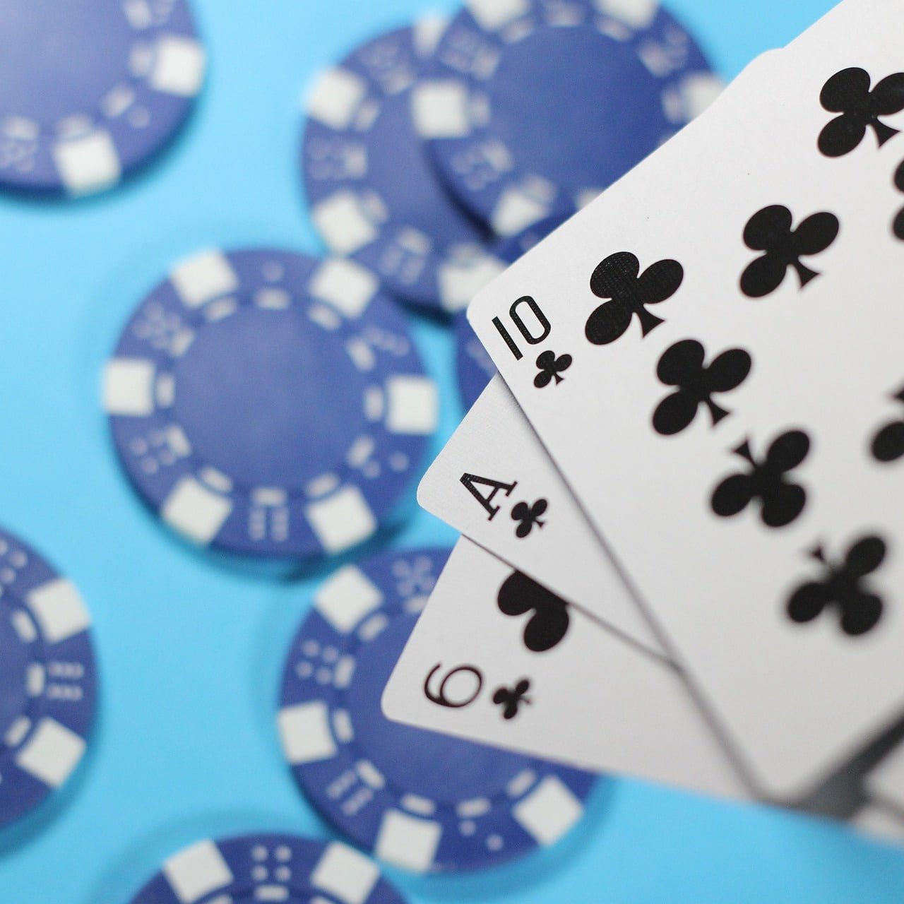 Player on smartphone selecting bingo cards from areon play draw schedule in Philippines